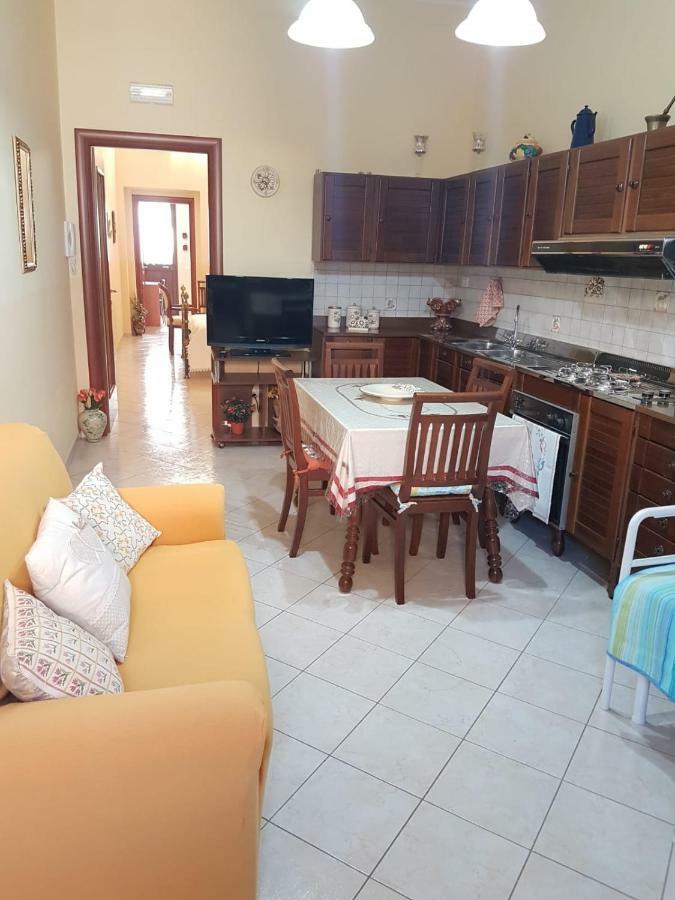 Half House Floridia Βίλα Εξωτερικό φωτογραφία